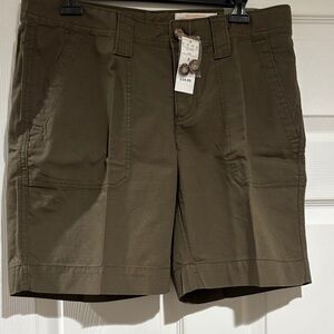 Eddie Bauer Dark Green Women's Cargo Shorts